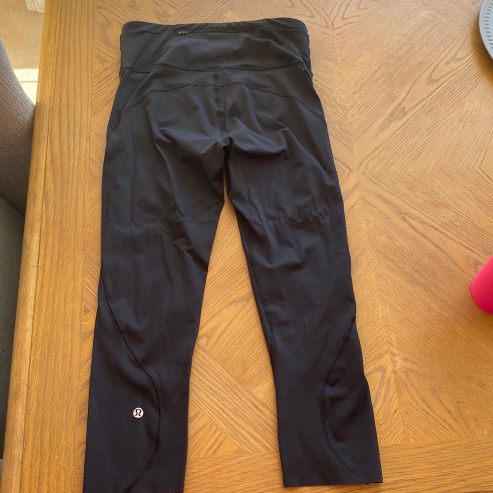 Lululemon black 21” leggings